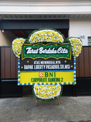 Papan Bunga Duka di Tanjung Sari