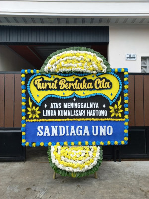 Papan Bunga Duka di Tanjung Sari